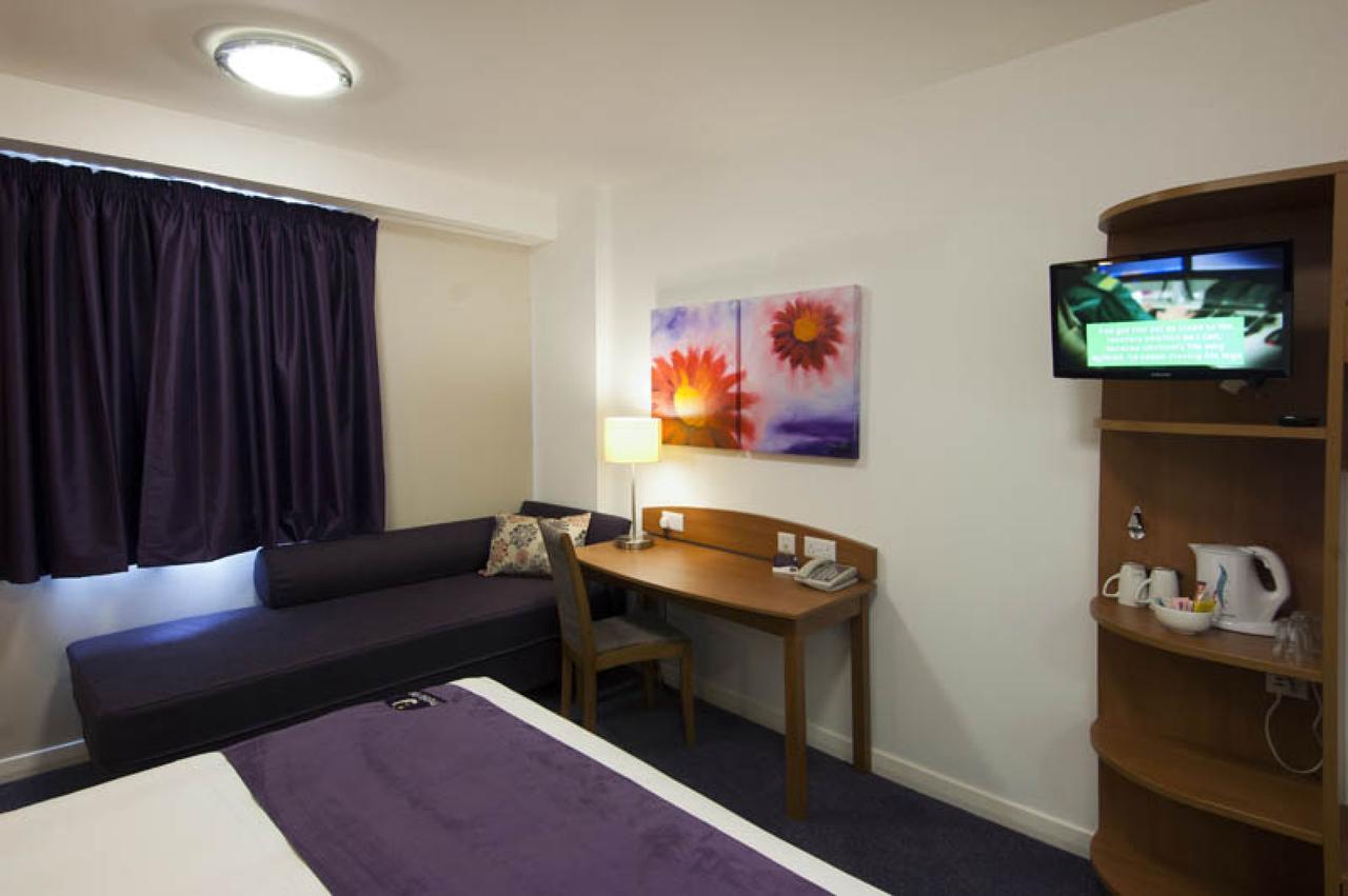 Premier Inn London Stratford Εξωτερικό φωτογραφία