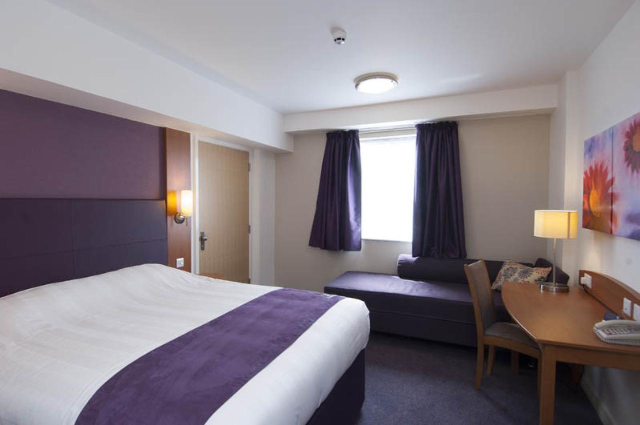 Premier Inn London Stratford Δωμάτιο φωτογραφία