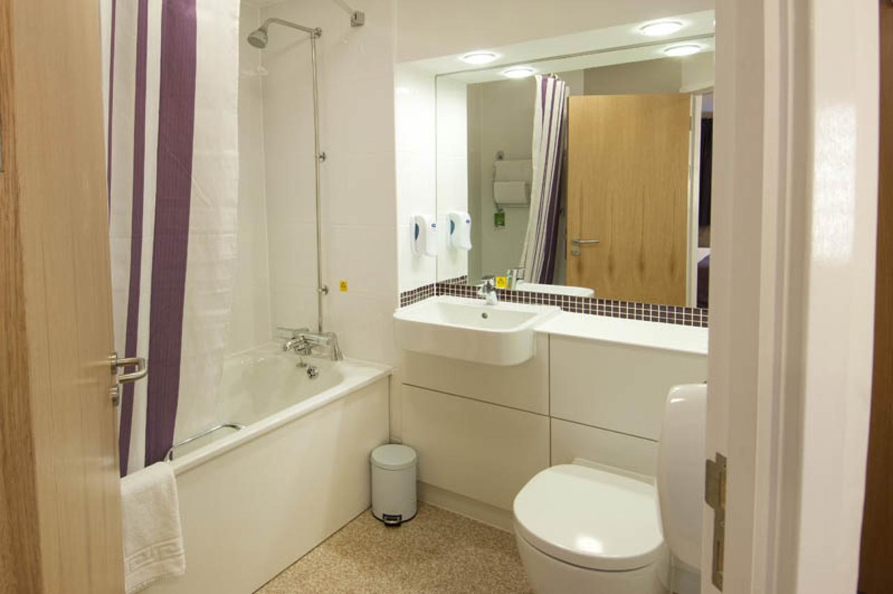 Premier Inn London Stratford Δωμάτιο φωτογραφία