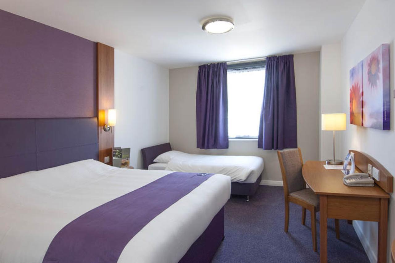 Premier Inn London Stratford Δωμάτιο φωτογραφία